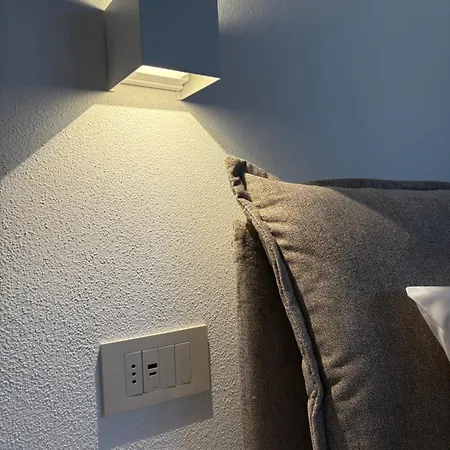 アパート La Casetta Di Seby - Moderno A オルビア